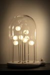Germes de Lux socle blanc. Les artisans d'art. Germes de Lux socle blanc. Les artisans d'art.