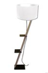 Grand lampadaire Zoé en bois brut. Angel des Montagnes. Grand lampadaire Zoé en bois brut. Angel des Montagnes.