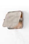 Applique en argent antique Windsor. Arteriors. Applique en argent antique Windsor. Arteriors.