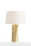 Lampe en laiton mat et brillant Shield. Arteriors. Lampe en laiton mat et brillant Shield. Arteriors.