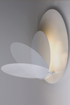 Grande applique blanche et ronde en acier peint Guau. Arturo Alvarez. Grande applique blanche et ronde en acier peint Guau. Arturo Alvarez.