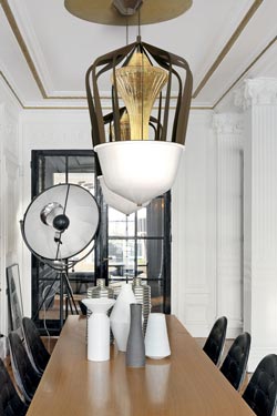 Robin contemporary pendant lamp in gold. Barovier&Toso. 