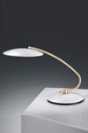 Lampe de table style Bauhaus en métal blanc mat. Baulmann Leuchten. Lampe de table style Bauhaus en métal blanc mat. Baulmann Leuchten.