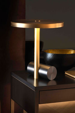 Calée table lamp in graphite and satin brass. CVL Luminaires. 