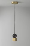 Petite suspension Calée V1 ultra design et minimaliste en laiton massif et polycarbonate. CVL Luminaires. Petite suspension Calée V1 ultra design et minimaliste en laiton massif et polycarbonate. CVL Luminaires.