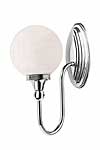 Applique murale pour salle de bain boule en verre dépoli et tige en chrome Blake 4. Elstead Lighting. Applique murale pour salle de bain boule en verre dépoli et tige en chrome Blake 4. Elstead Lighting.