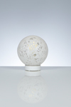 Reload petite lampe de table blanche . Emporium. Reload petite lampe de table blanche . Emporium.
