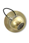 Applique boule en verre transparent et recouvert à la feuille d'or. Hind Rabii. Applique boule en verre transparent et recouvert à la feuille d'or. Hind Rabii.