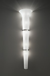 Grande applique conique en verre blanc satiné CIGNO. Italamp. Grande applique conique en verre blanc satiné CIGNO. Italamp.
