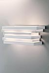 Applique murale en aluminium blanc à rectangles superposés Escape - 44cm. Karboxx. Applique murale en aluminium blanc à rectangles superposés Escape - 44cm. Karboxx.