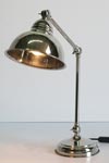 CM04 lampe de table sphérique en laiton chromé. Latoaria. CM04 lampe de table sphérique en laiton chromé. Latoaria.