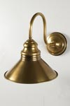 AP10 swan's-neck wall light in aged brass. Latoaria. AP10 swan's-neck wall light in aged brass. Latoaria.