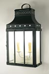 Roma wall lantern in black-laquered brass with clear glass. Latoaria. Roma wall lantern in black-laquered brass with clear glass. Latoaria.