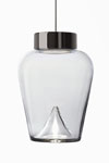 Suspension Aella thin en verre transparent et métal chromé design année 70. Leucos. Suspension Aella thin en verre transparent et métal chromé design année 70. Leucos.