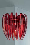 Suspension Dracena en verre rouge et structure chromée. Leucos. Suspension Dracena en verre rouge et structure chromée. Leucos.