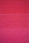 Tapis Enjoy en camaieu rouge fuschia -140x200cm. Ligne Pure. Tapis Enjoy en camaieu rouge fuschia -140x200cm. Ligne Pure.