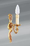 Applique simple en bronze Louis XV vieil or bougeoir unique. Lucien Gau. Applique simple en bronze Louis XV vieil or bougeoir unique. Lucien Gau.
