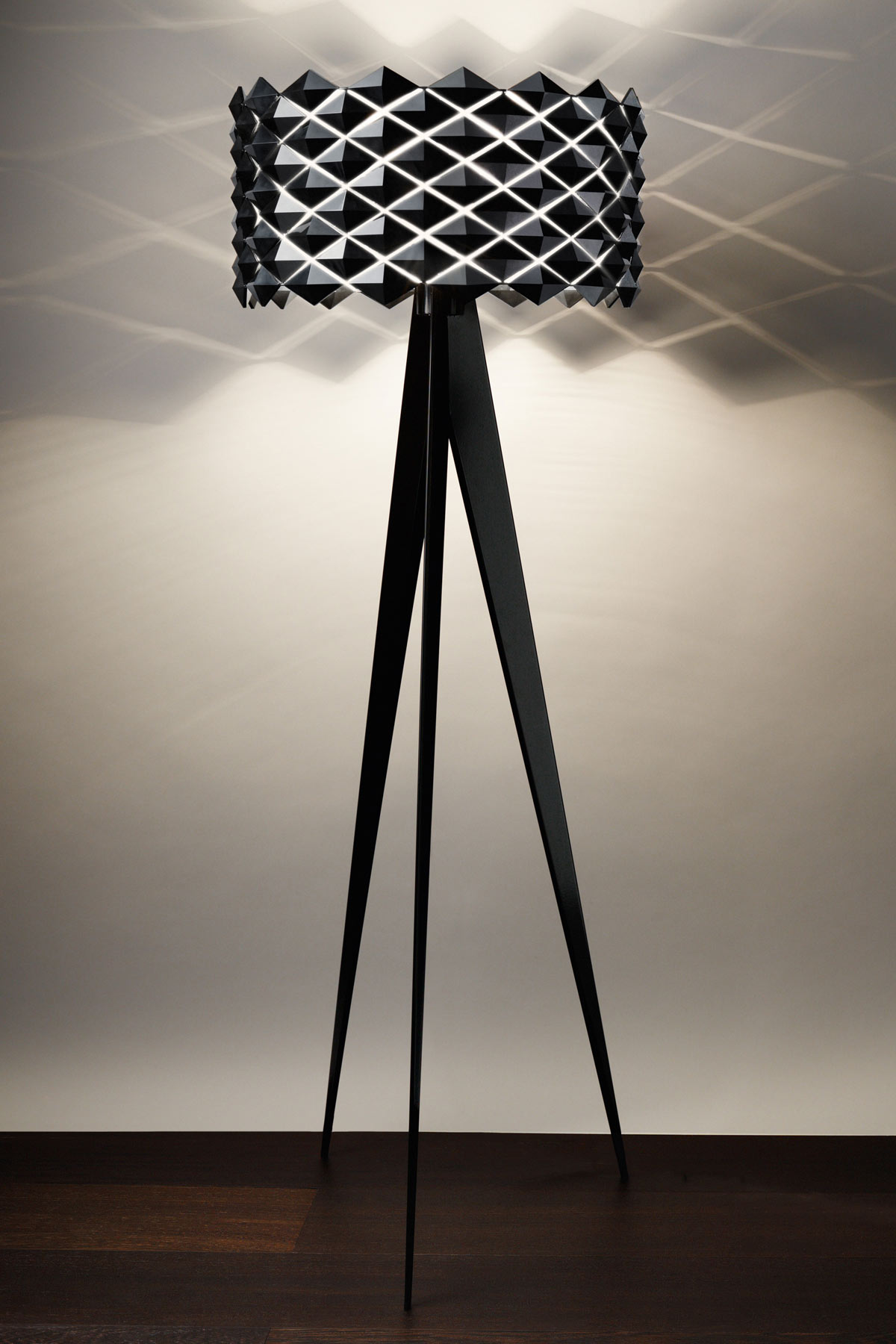 Diamonds lampadaire pied noir Diamonds lampadaire pied noir