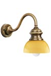 Applique en laiton verni et verre jaune. Moretti Luce. Applique en laiton verni et verre jaune. Moretti Luce.