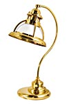 Lampe de marine en laiton verni et verre opale blanc. Moretti Luce. Lampe de marine en laiton verni et verre opale blanc. Moretti Luce.