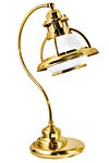 Lampe globe blanc style marin et laiton poli verni. Moretti Luce. Lampe globe blanc style marin et laiton poli verni. Moretti Luce.