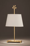 Lampe de table dorée en bronze massif, abat-jour ovale blanc Bagatelle. Objet insolite. Lampe de table dorée en bronze massif, abat-jour ovale blanc Bagatelle. Objet insolite.