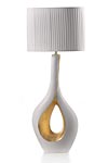 Ca'Doro lampe en céramique blanche et dorée. Munari par Stylnove Ceramiche. Ca'Doro lampe en céramique blanche et dorée. Munari par Stylnove Ceramiche.