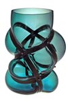 Vase Xtreme en verre soufflé bleu canard . Vanessa Mitrani. Vase Xtreme en verre soufflé bleu canard . Vanessa Mitrani.