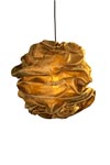 Smog suspension boule. Vicky Weiler. Smog suspension boule. Vicky Weiler.