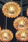 Diamante suspension en cristal de Murano ambre à cinq globes. Vistosi. Diamante suspension en cristal de Murano ambre à cinq globes. Vistosi.