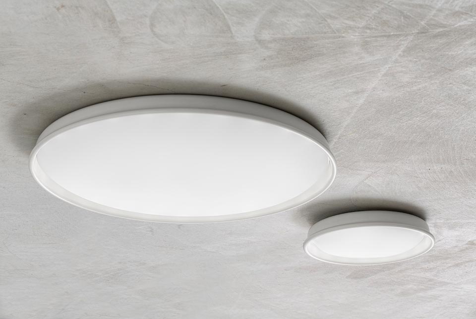 Mymoon small round white ceiling lamp 19cm. Aldo Bernardi. 