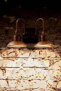 Outdoor wall light double copper and patinated brass square support powerful LED lighting. Aldo Bernardi. 