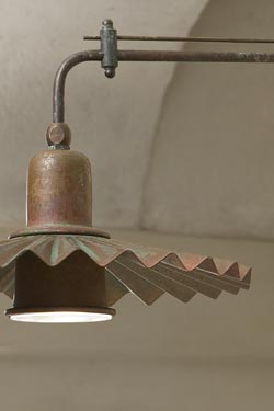 Wall lamp on bracket pleated reflector aged brass 26cm spot version. Aldo Bernardi. 