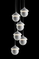 Suspension multiple en céramique blanc mat. Aldo Bernardi. Suspension multiple en céramique blanc mat. Aldo Bernardi.