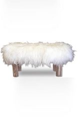Hannibal white fake fur bench small model. Angel des Montagnes. Hannibal white fake fur bench small model. Angel des Montagnes.