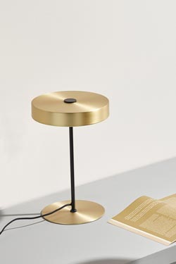 Ambor contemporary gold table lamp. Aromas. 