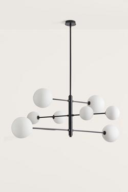 Atom chandelier 8 lights in satin brass. Aromas. 