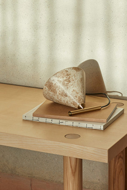 Iconic marble table lamp. Aromas. 