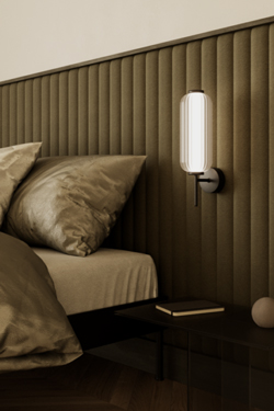 Elma retro wall light in fluted glass and gilded metal. Aromas. 