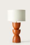 Lampe de table avec pied forme sablier en céramique Metric. Aromas. 