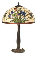 Iris bleu lampe style Tiffany à fleurs bleues tout petit modèle. Artistar. Iris bleu lampe style Tiffany à fleurs bleues tout petit modèle. Artistar.