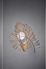 Grande suspension hippocampe en bois de frêne Aimei. Arturo Alvarez. Grande suspension hippocampe en bois de frêne Aimei. Arturo Alvarez.