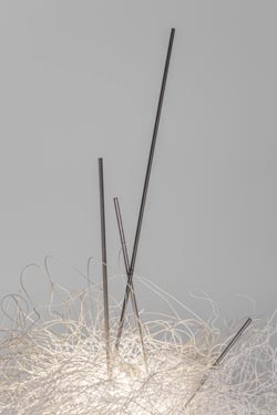 Pili lampe de table blanche comme un nuage . Arturo Alvarez. 