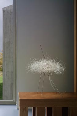 Pili lampe de table blanche comme un nuage . Arturo Alvarez. 