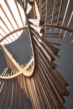 Aimei suspension hippocampe en bois de frêne. Arturo Alvarez. 