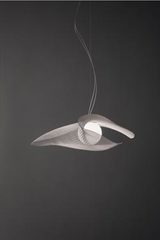 Mytilus suspension blanche avec module LED intégré. Arturo Alvarez. Mytilus suspension blanche avec module LED intégré. Arturo Alvarez.