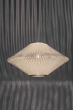 Ura 1 white geometric pendant lamp. Arturo Alvarez. 