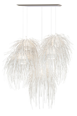 Tina très grande suspension blanche 5 lumières à bandes en polypropylène . Arturo Alvarez. Tina très grande suspension blanche 5 lumières à bandes en polypropylène . Arturo Alvarez.