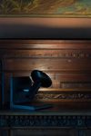 Lampe de table avec spot  orientable en acier massif Iron Beam. AXIS71. 