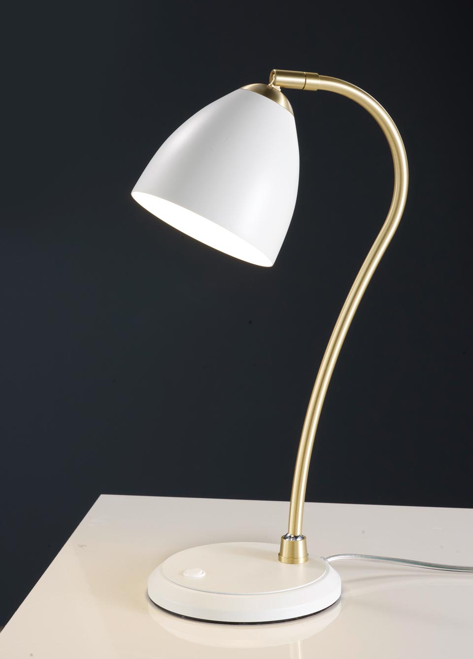 White table lamp and satin brass. Baulmann Leuchten. 